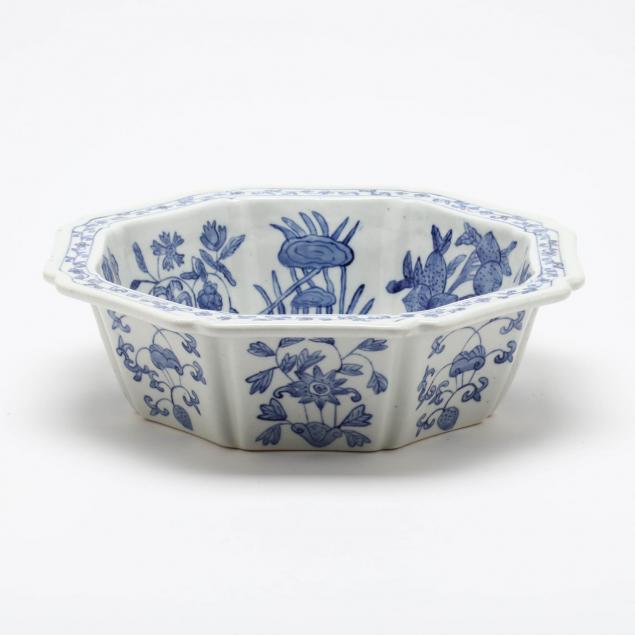 a-large-chinese-blue-and-white-octagonal-bowl