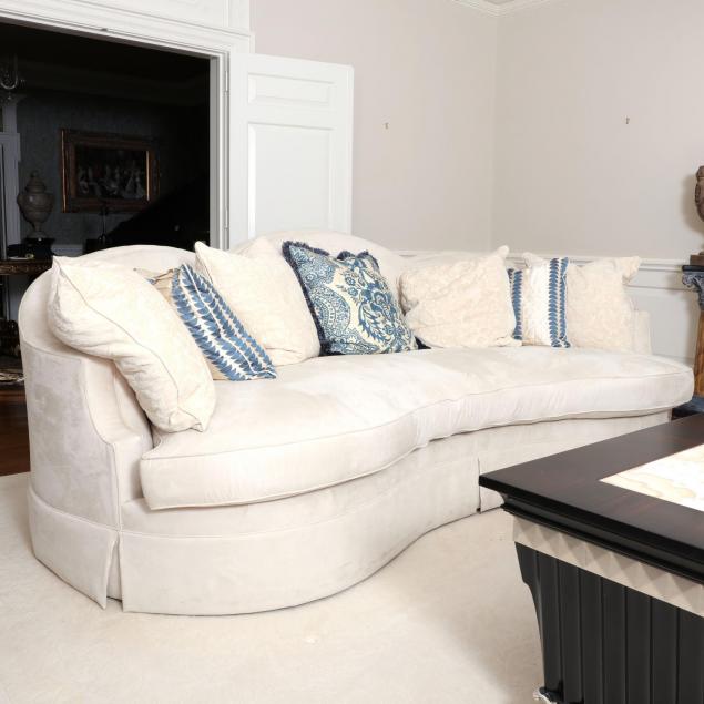 duralee-upholstered-shaped-sofa