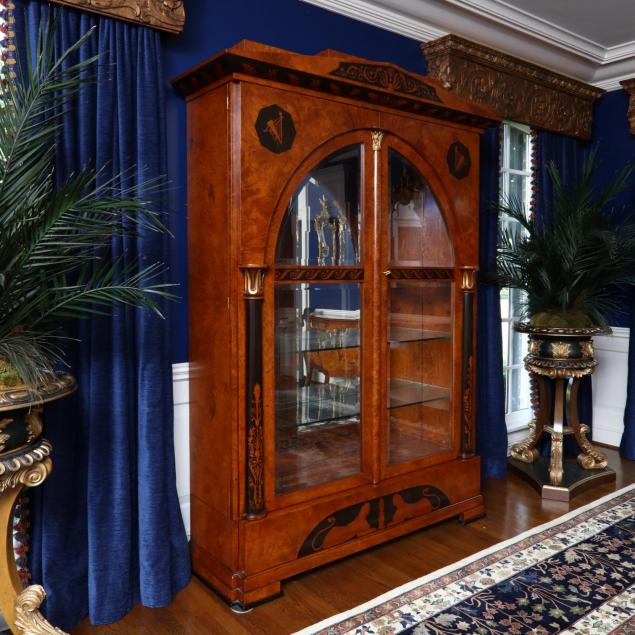 giemme-classical-style-lighted-china-cabinet