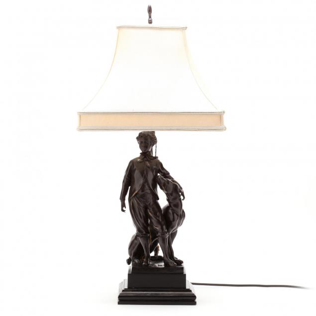 a-decorative-table-lamp