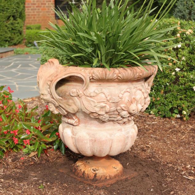 large-classical-style-architectural-garden-urn