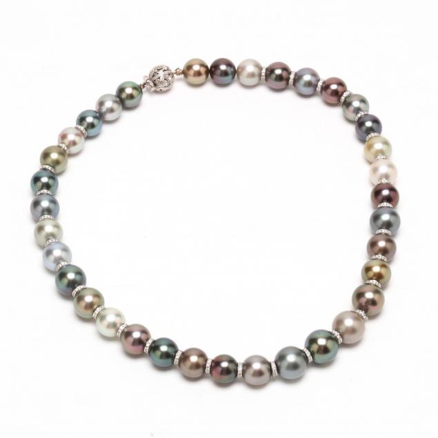 platinum-tahitian-natural-color-pearl-and-diamond-necklace
