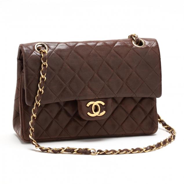 classic-small-double-flap-shoulder-bag-chanel