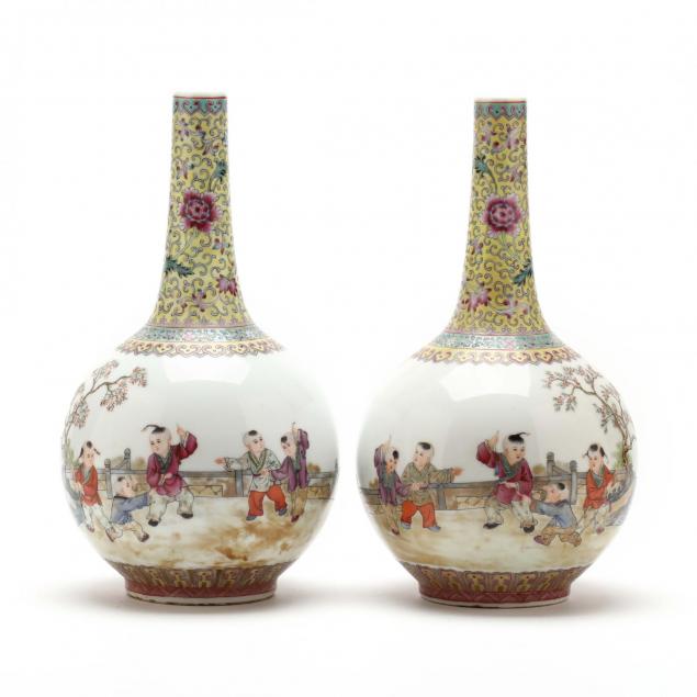 a-mirror-pair-of-chinese-republic-style-bottle-vases