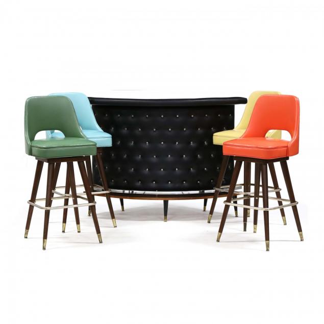 retro-cocktail-bar-and-stools