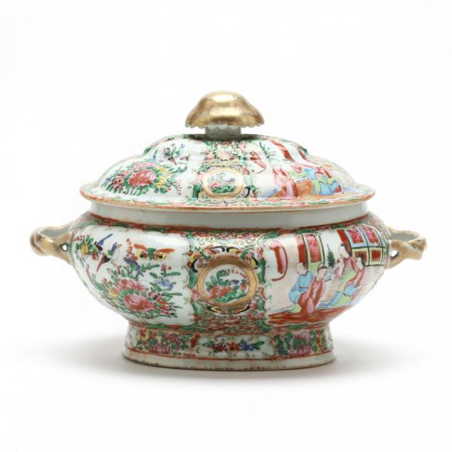 antique-chinese-famille-rose-lidded-tureen