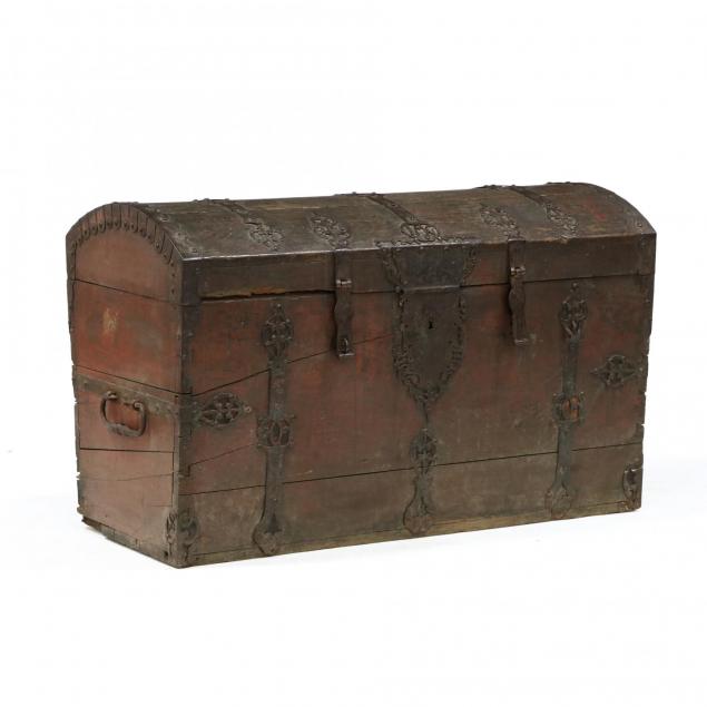 18th-century-spanish-dome-top-trunk