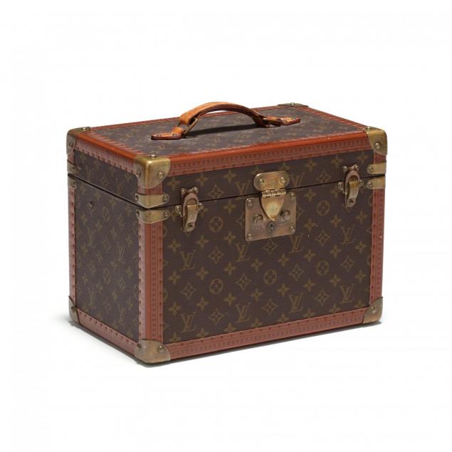 travel-accessory-i-boite-pharmacie-i-louis-vuitton