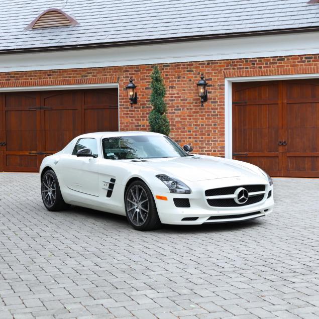 2011-mercedes-benz-sls-gull-wing-amg