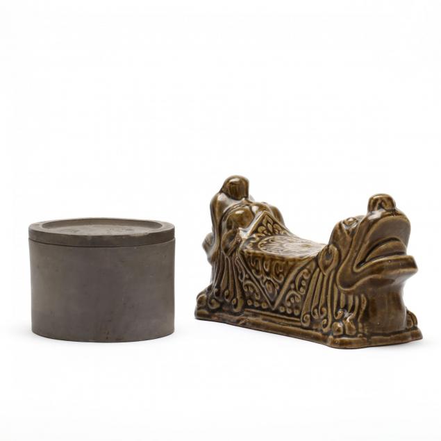 two-chinese-ceramics