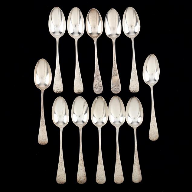 assembled-set-of-twelve-american-sterling-tea-spoons