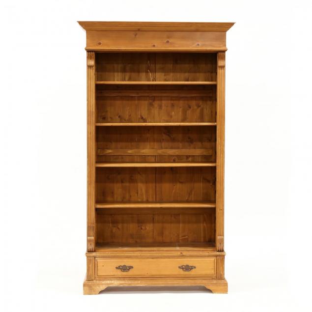 cottage-pine-book-case
