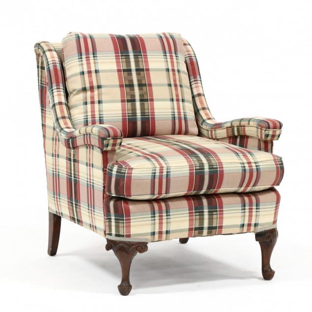 vintage-upholstered-club-chair