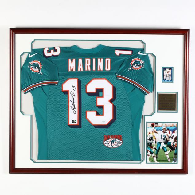 dan-marino-13-single-signed-retirement-jersey-in-presentation-case