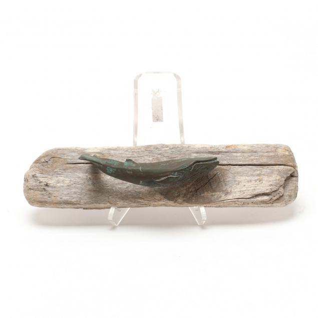 bronze-and-driftwood-sculpture-of-a-whale