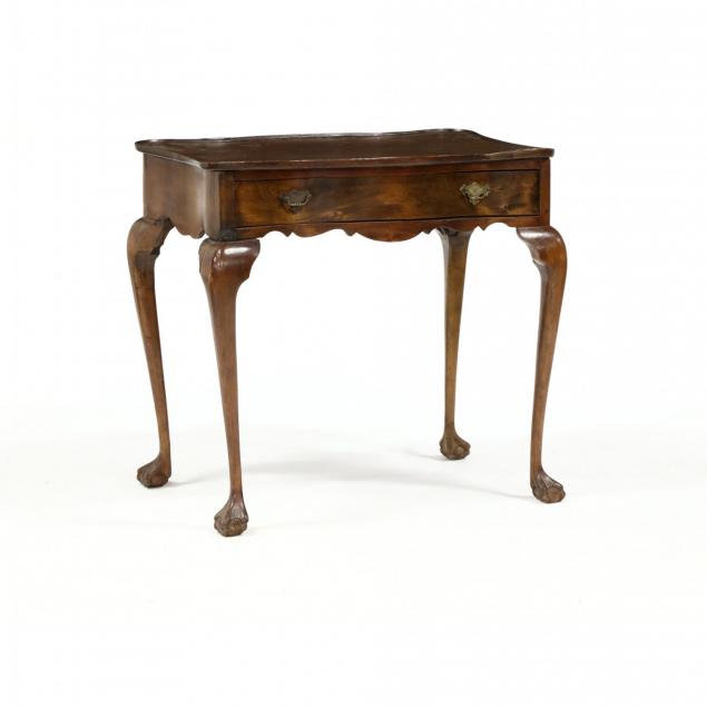 chippendale-style-dressing-table