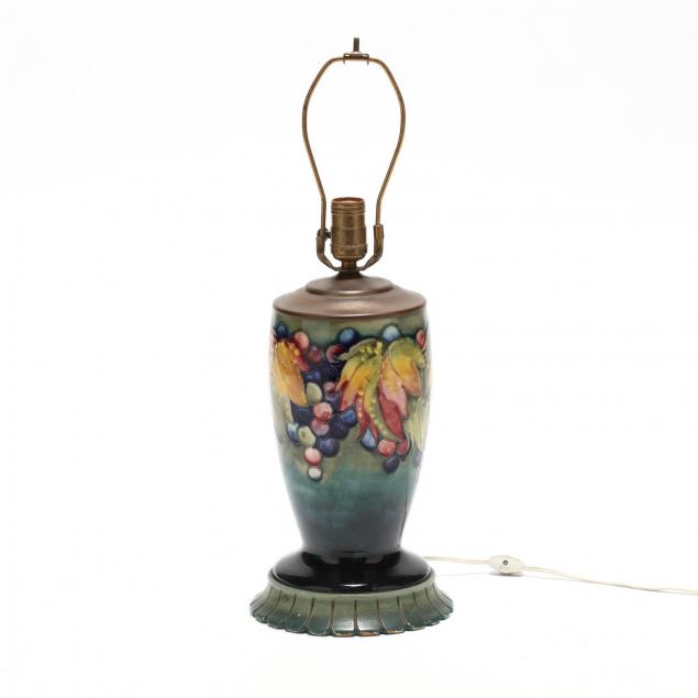 moorcroft-vintage-art-pottery-table-lamp