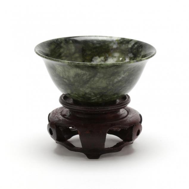 carved-spinach-jade-bowl-on-stand