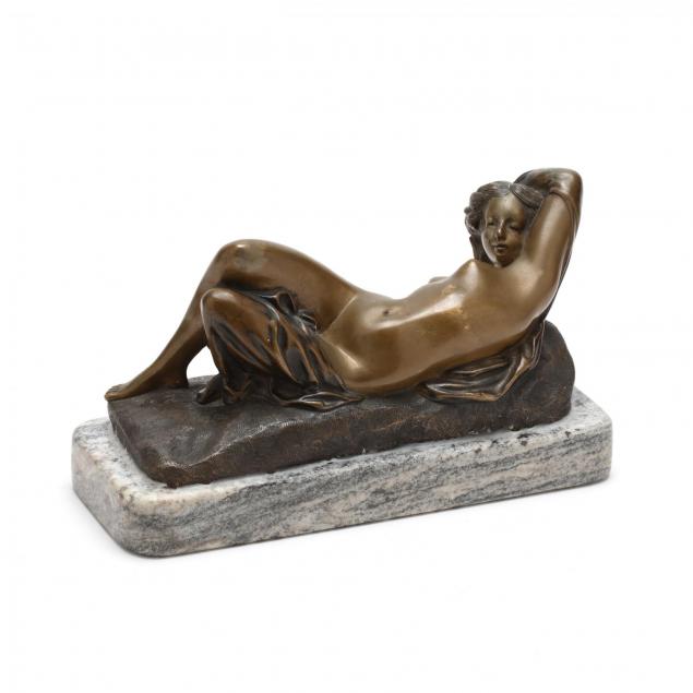 bronze-sculpture-of-a-reclining-nude
