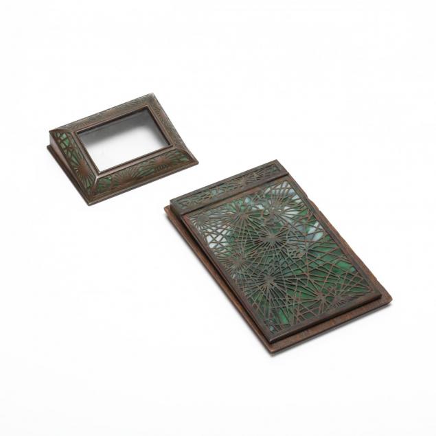 tiffany-studios-pine-needle-desk-accessories