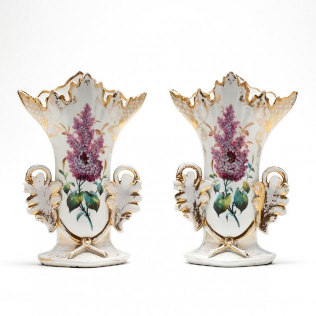 pair-of-paris-porcelain-mantle-vases