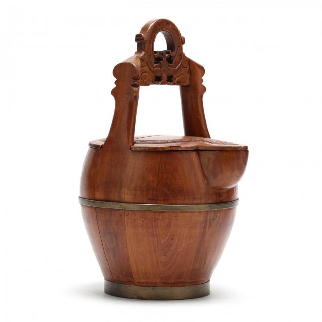 chinese-carved-water-bucket