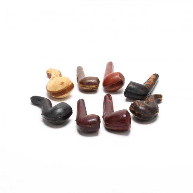 eight-vintage-pipes-in-cases