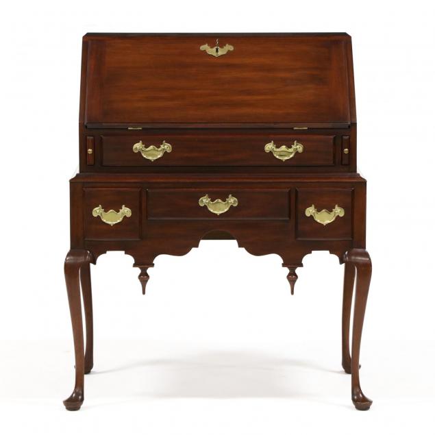 henkel-harris-queen-anne-style-fall-front-desk