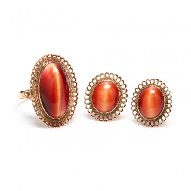 18kt-gold-and-chatoyant-agate-earrings-and-ring