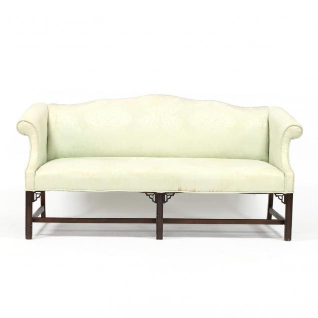 chippendale-style-sofa