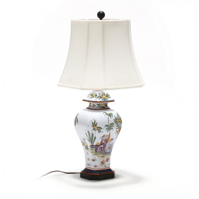 delft-porcelain-table-lamp