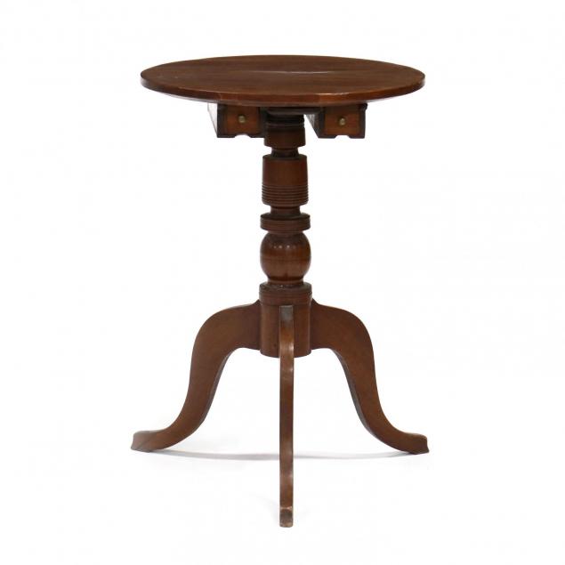 southern-folky-walnut-candle-stand