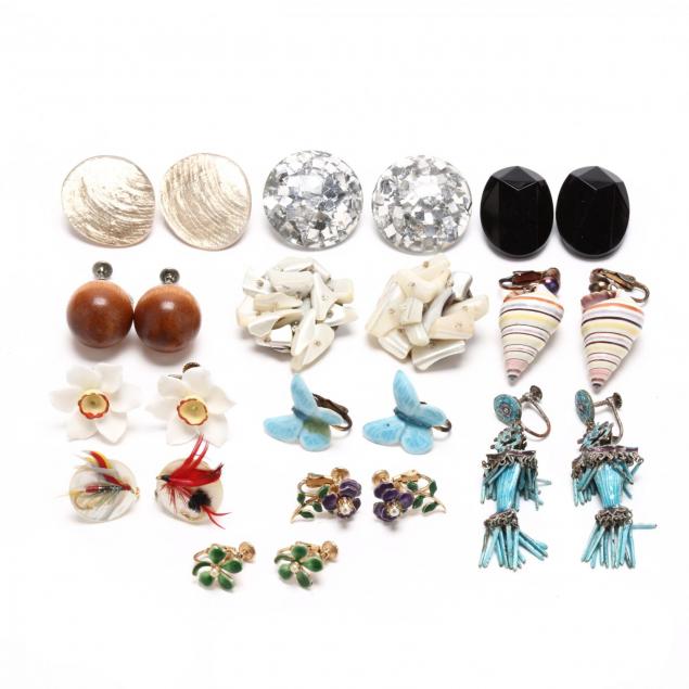group-of-vintage-costume-earrings