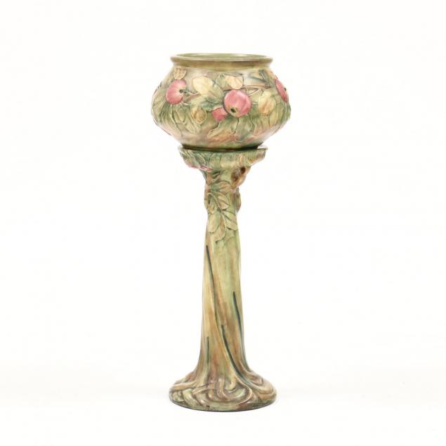 weller-baldin-apple-jardiniere-on-stand