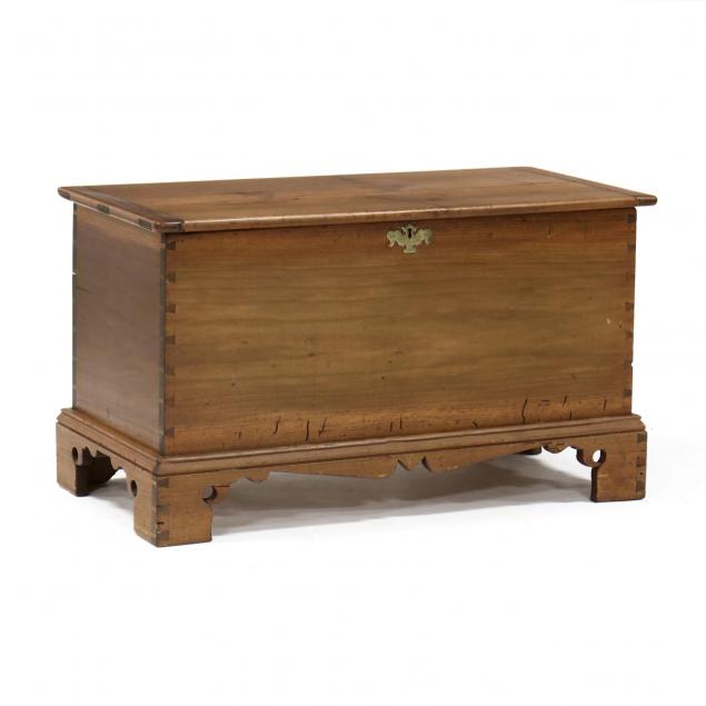 north-carolina-diminutive-blanket-chest