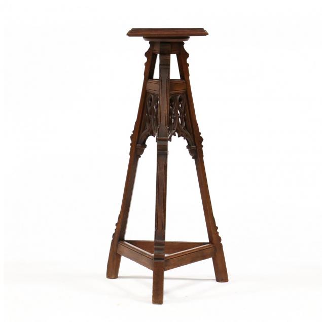 continental-gothic-style-carved-oak-pedestal