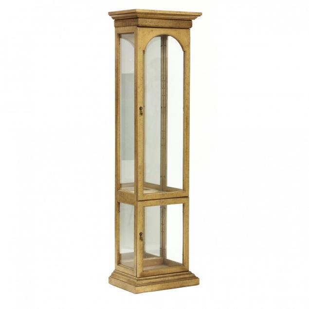 vintage-gilt-wood-vitrine