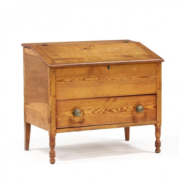 southern-slant-lid-storage-chest