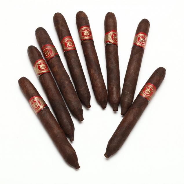 arturo-fuente-gran-reserva-hemingway-signature