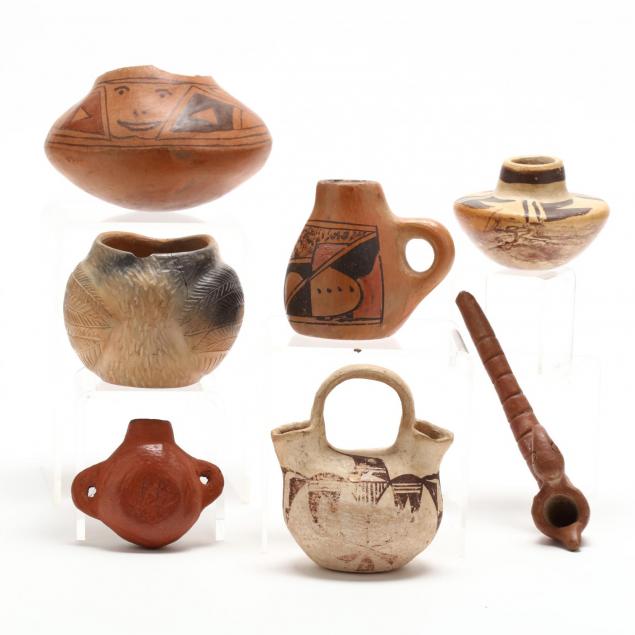 native-american-pottery-grouping