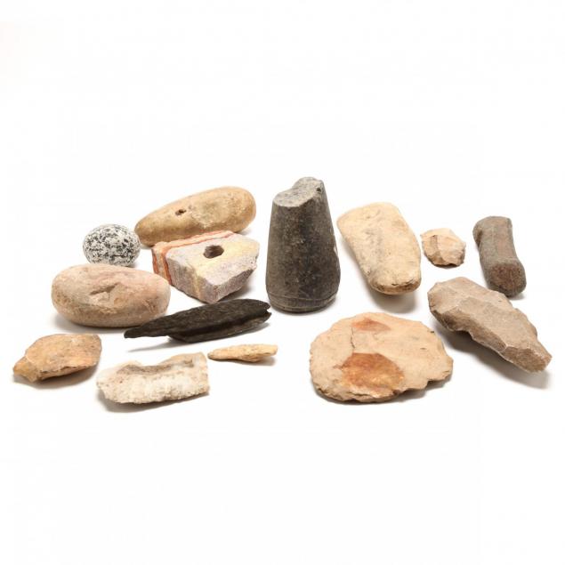 grouping-of-large-lithic-artifacts