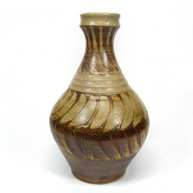 lara-o-keefe-wood-fired-vase