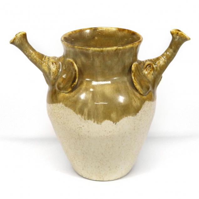 lufkin-pottery-elephant-vase