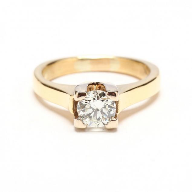 18kt-diamond-solitaire-ring
