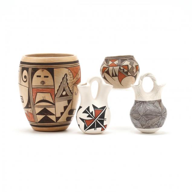 four-pieces-of-acoma-pueblo-pottery