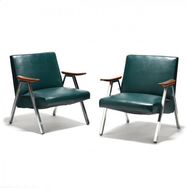 pair-of-mid-century-club-chairs