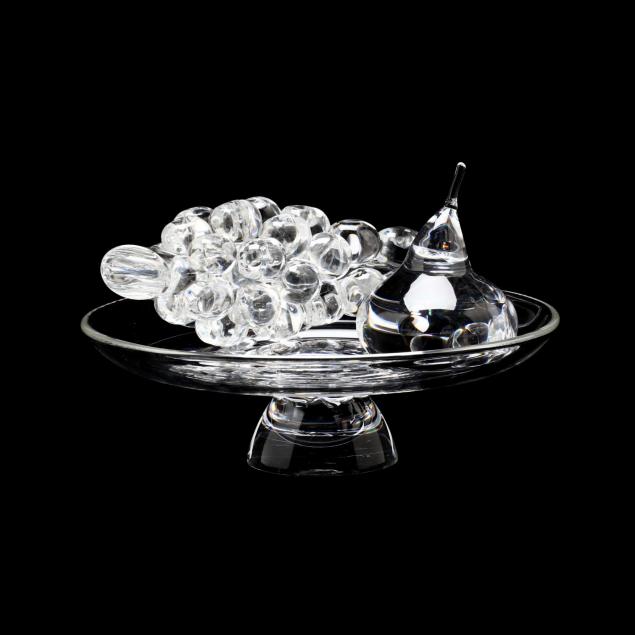 steuben-crystal-pedestal-bowl-and-fruit