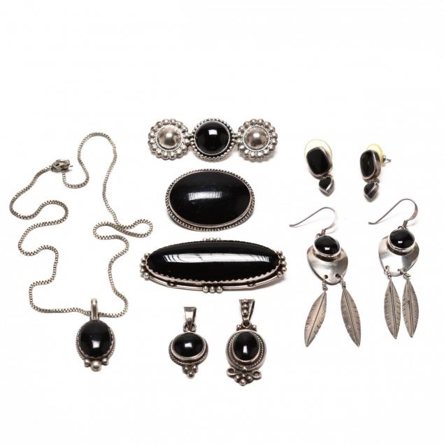 group-of-southwest-style-onyx-jewelry