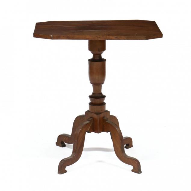southern-walnut-folky-candle-stand
