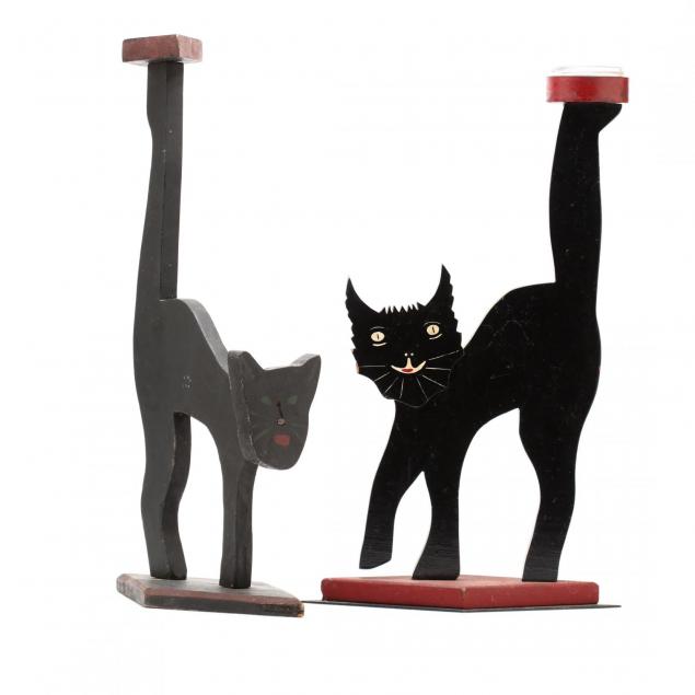 two-halloween-cat-wooden-stands